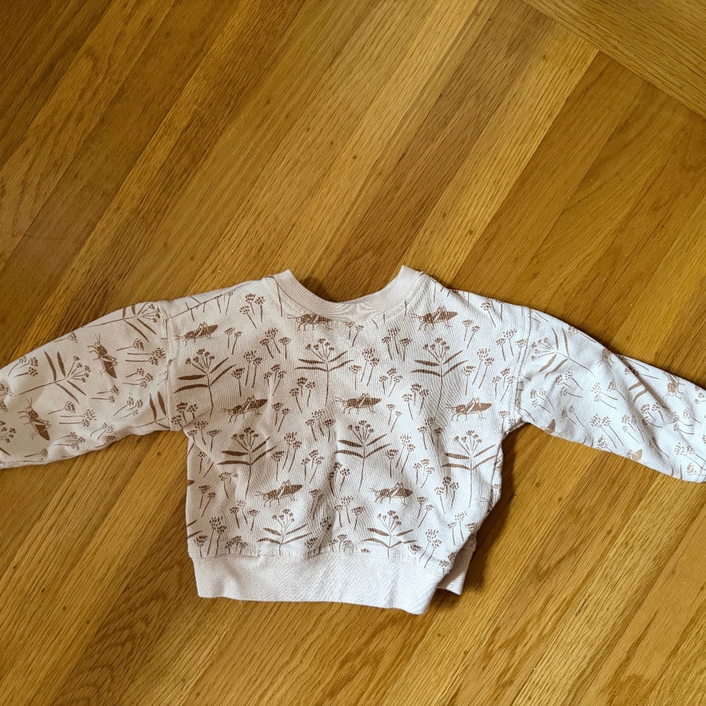 Lewis sweatshirt